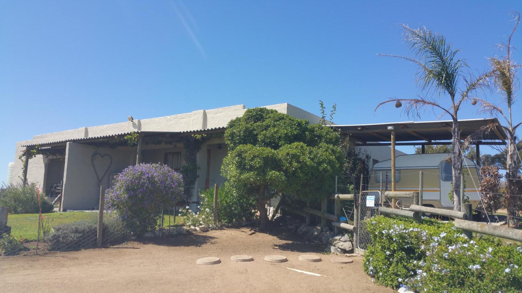 לאנגבאן The Stables Accommodation מראה חיצוני תמונה