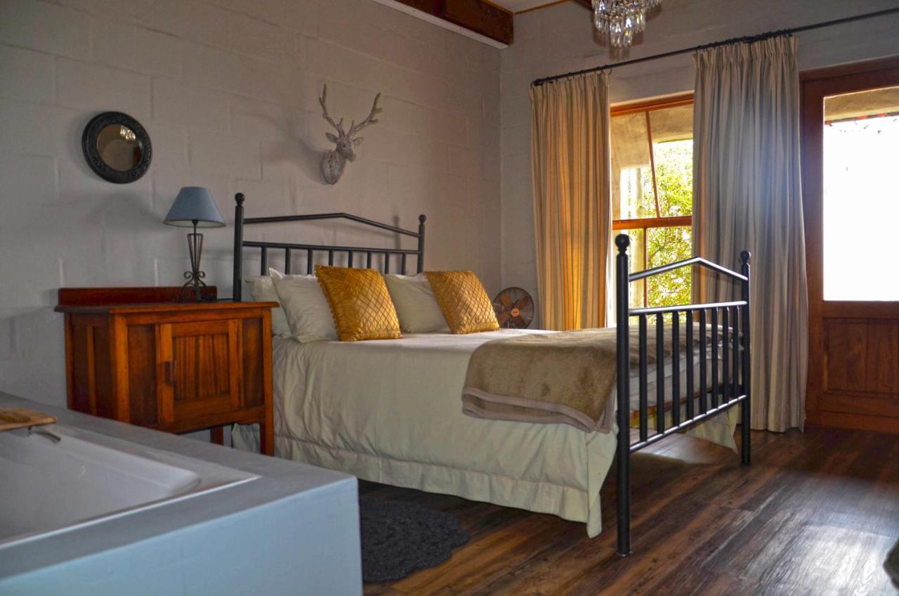 לאנגבאן The Stables Accommodation מראה חיצוני תמונה