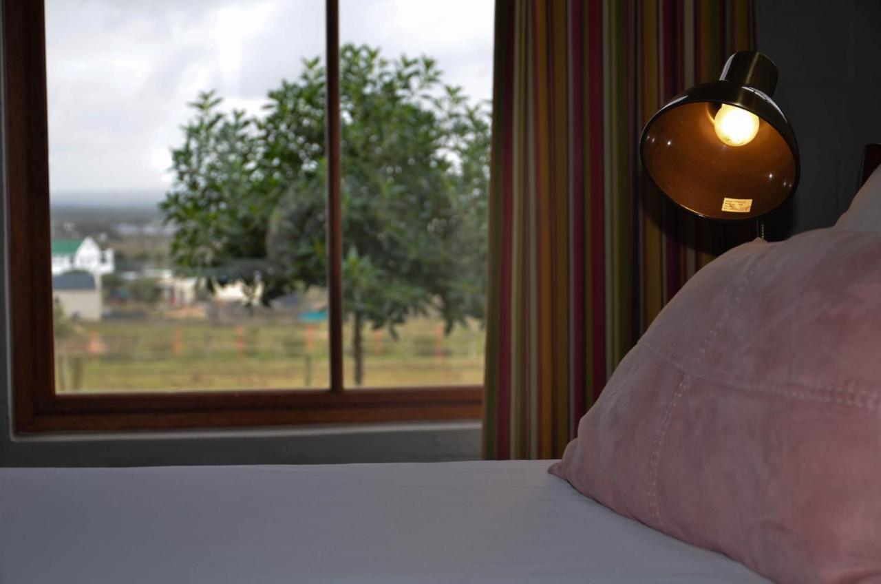 לאנגבאן The Stables Accommodation מראה חיצוני תמונה